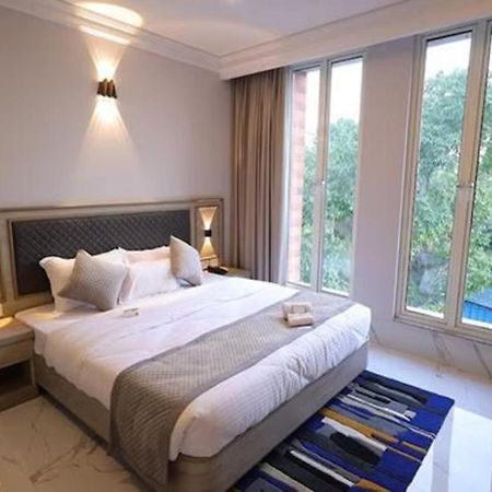 Fabhotel Prime Hampton By Ic'S Noida Exterior foto