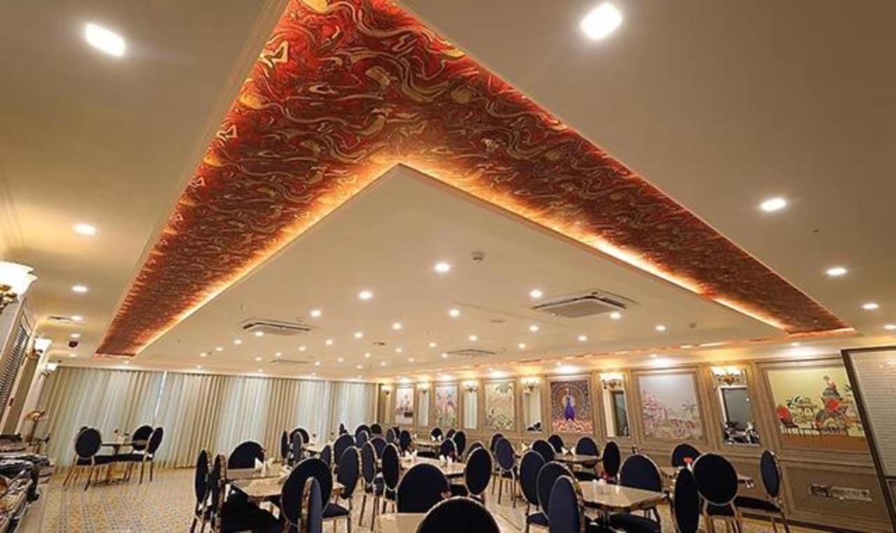 Fabhotel Prime Hampton By Ic'S Noida Exterior foto